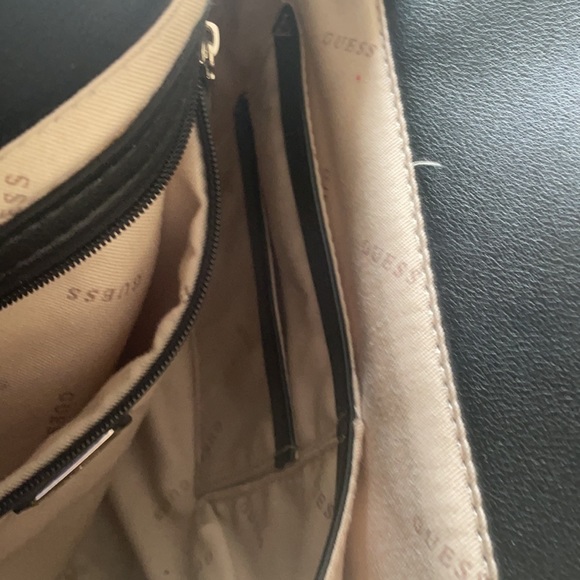 NEW with slight flaw guess black satchel bag purse - Picture 12 of 16